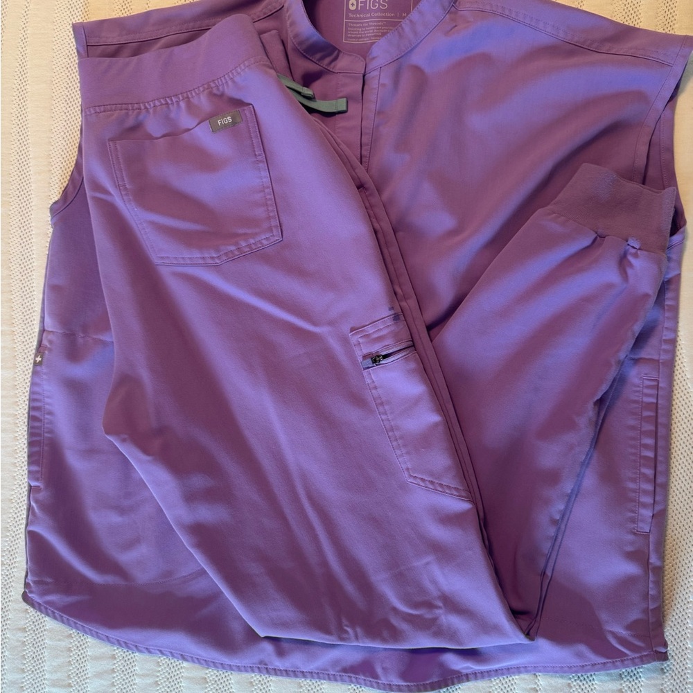 Figs Purple Scrub Set